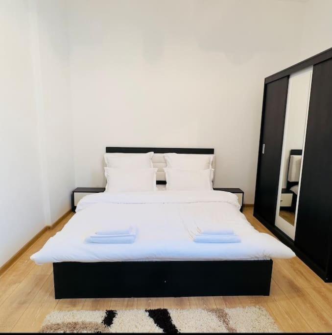 Cozy 1Br Apartment•Central•Quiet Bucureşti Eksteriør bilde